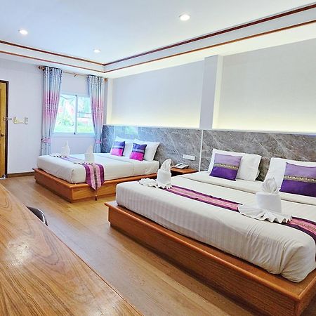 Phaithong Sotel Resort Chalong Ngoại thất bức ảnh
