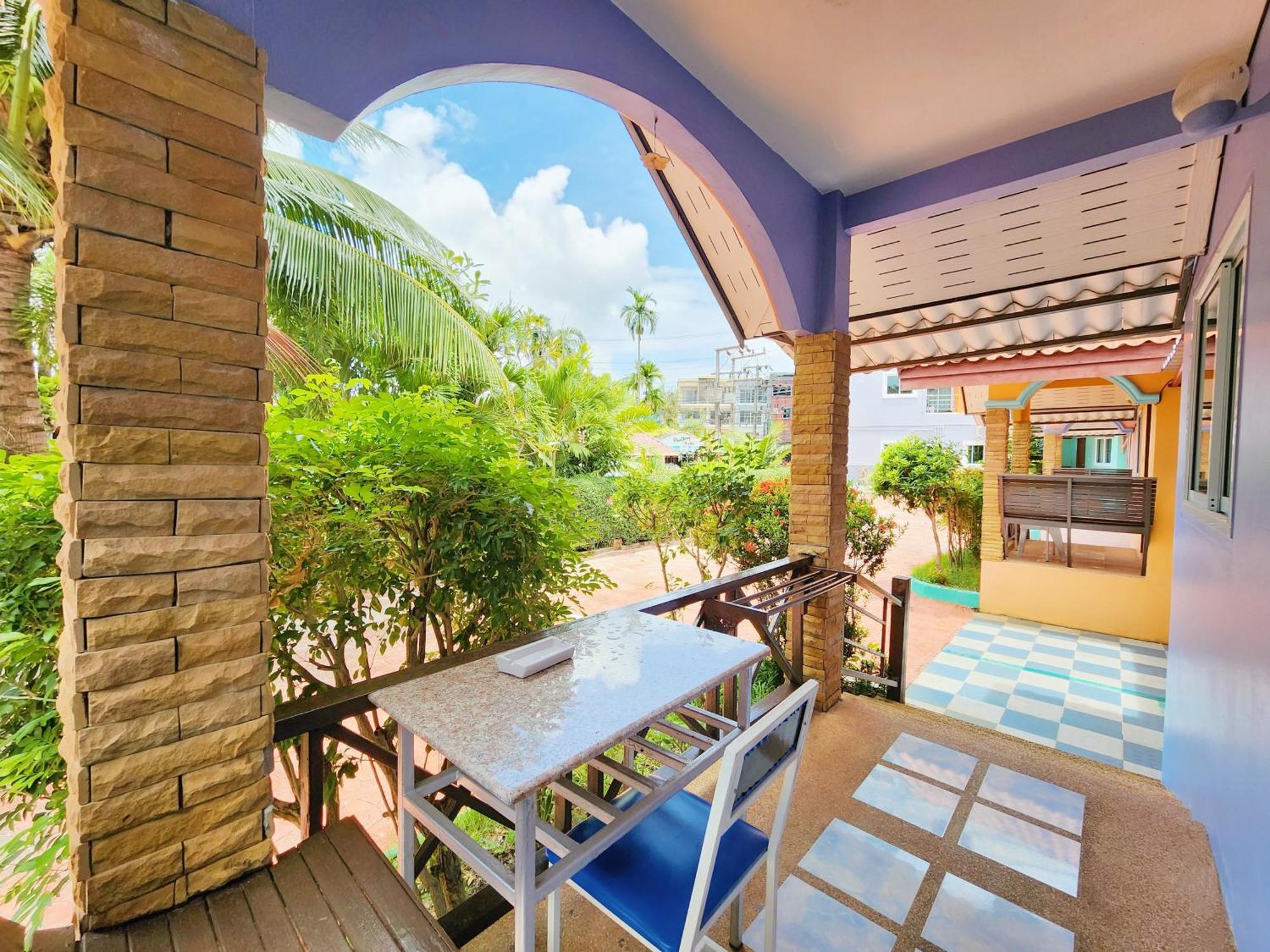 Phaithong Sotel Resort Chalong Ngoại thất bức ảnh