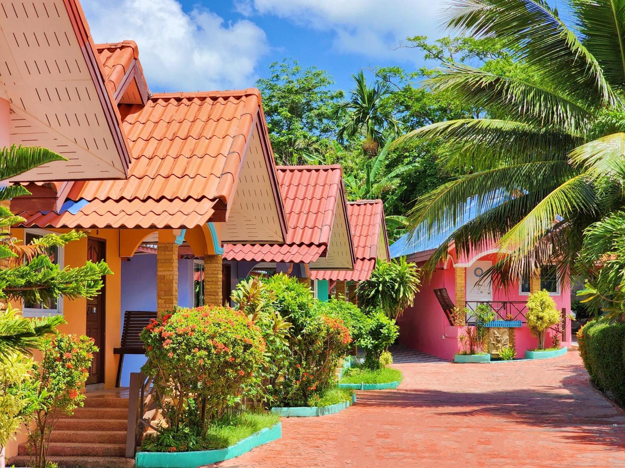 Phaithong Sotel Resort Chalong Ngoại thất bức ảnh